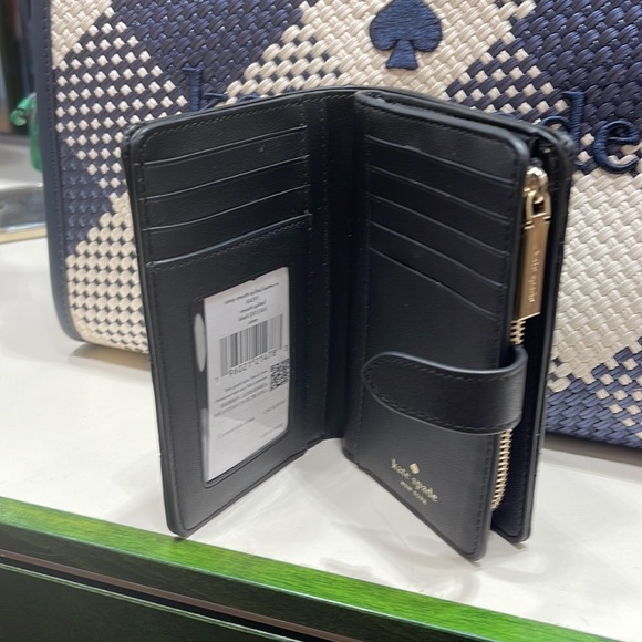 Kate Spade Carey Medium Compartment Bifold Wallet 
COLOR: Black
NWT - Picture 6 of 16